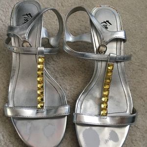 Silver low heel rhinestone